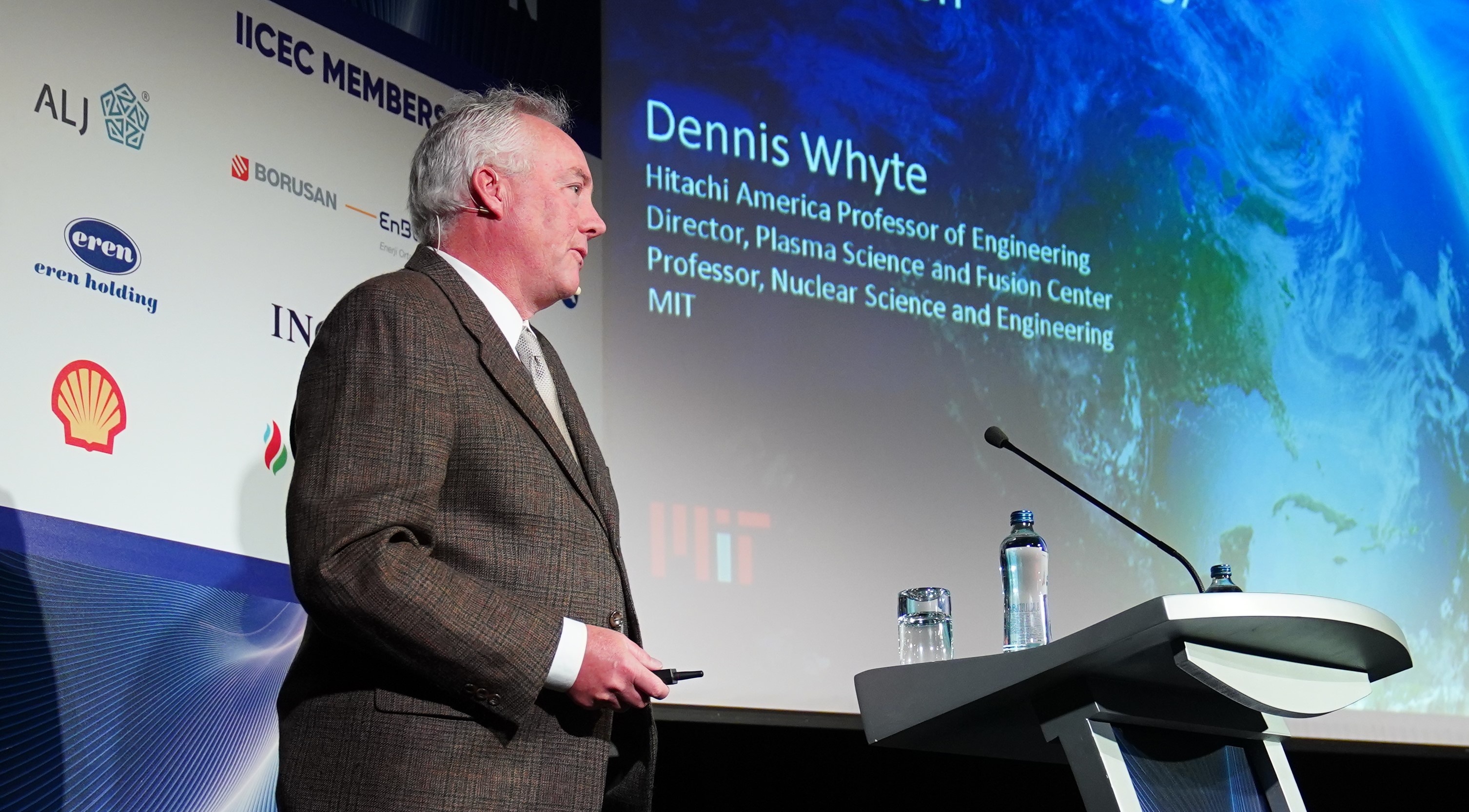 Dennis Whyte